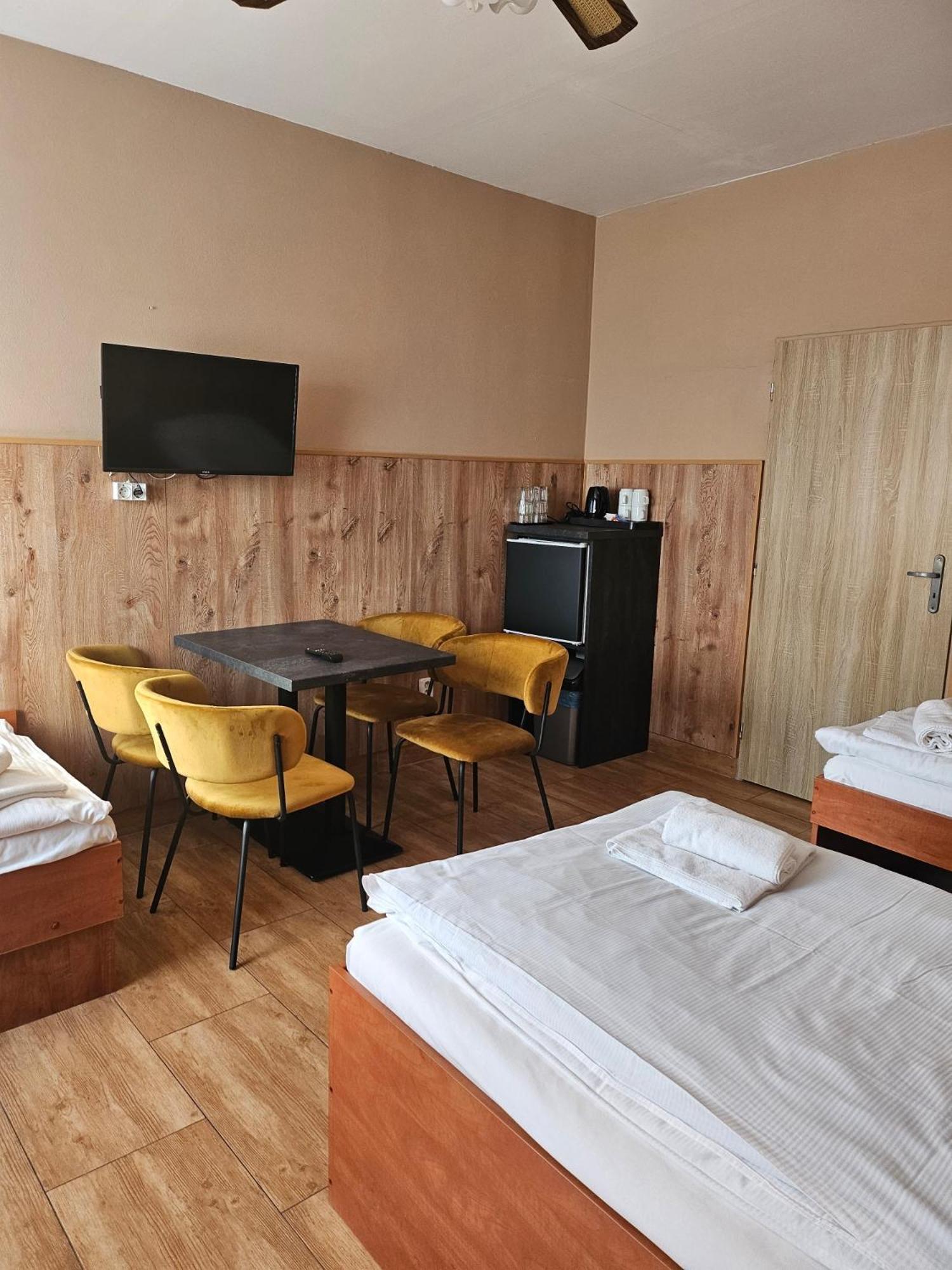 Hotel Taurus Ostrava Exterior photo